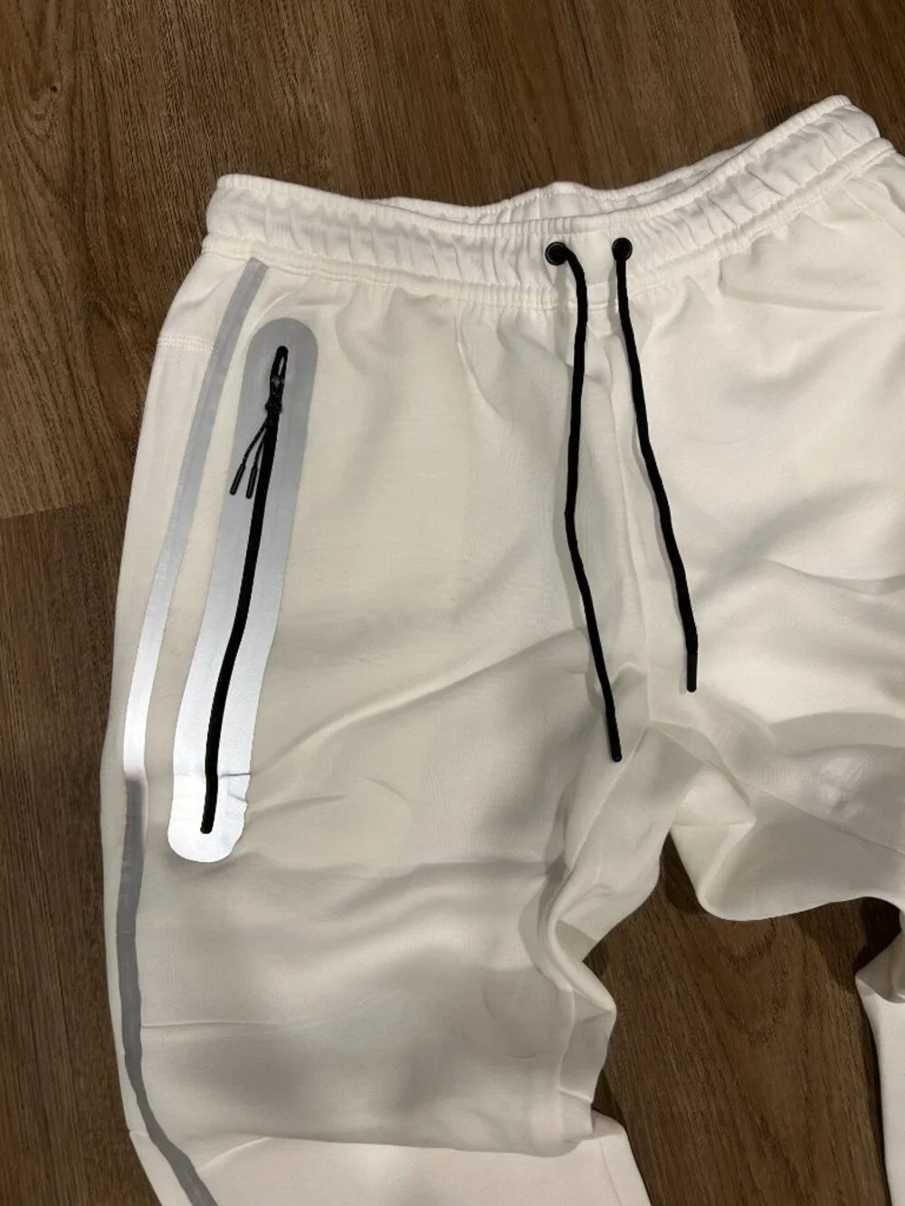 Nike Medium White tech sweatpants - Picture 3 of 5